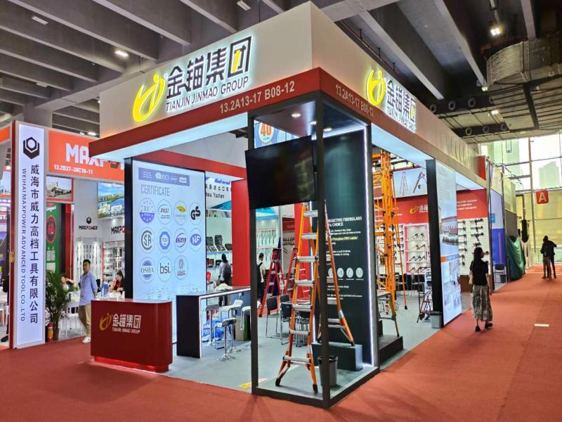 上海勁浪國際貿易有限公司的廣交會展位設計搭建圖片