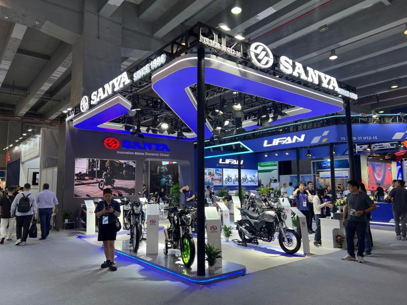 廣州三雅摩托車有限公司的第136屆獲獎廣交會展位搭建圖片