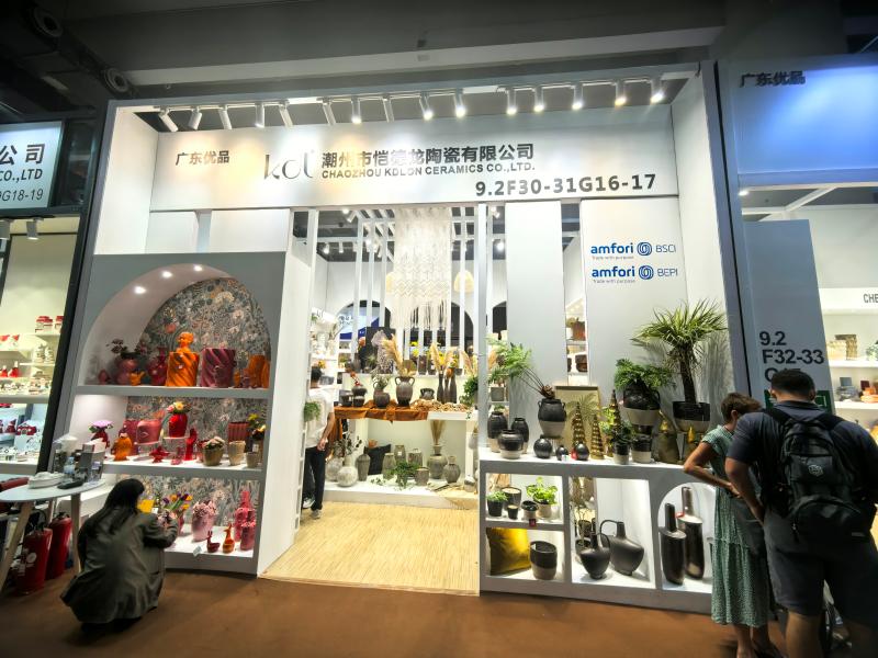 潮州市愷德龍陶瓷有限公司的第136屆獲獎廣交會展位搭建圖片