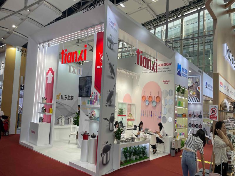 浙江天喜廚電股份有限公司的第136屆獲獎廣交會展位搭建圖片