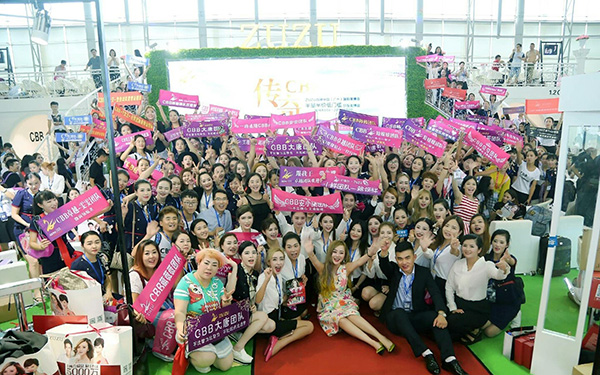 如何在美博會中吸引千人打卡？展台搭建商為您揭秘