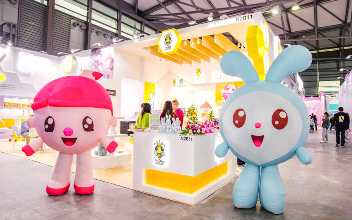 中國紅通過國際展會設計來傳達喜慶氛圍