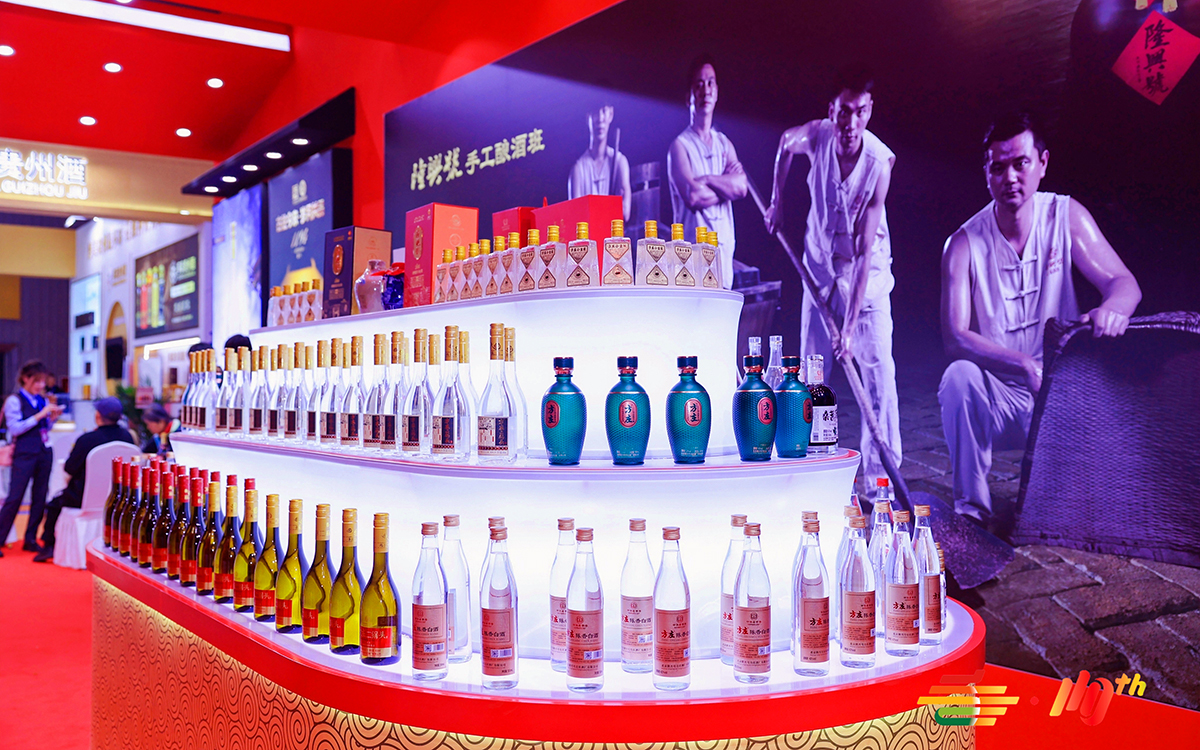 在糖酒會展會布置中，通過視覺陳列吸引顧客