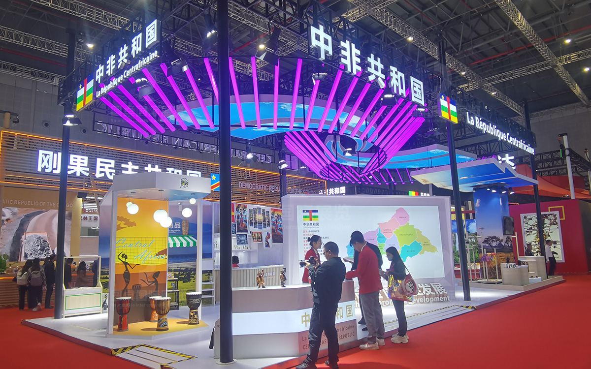 大型展位搭建效果圖的落地現場實拍