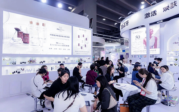 在展台設計裝修合作中，合同簽訂注意事項有哪些？